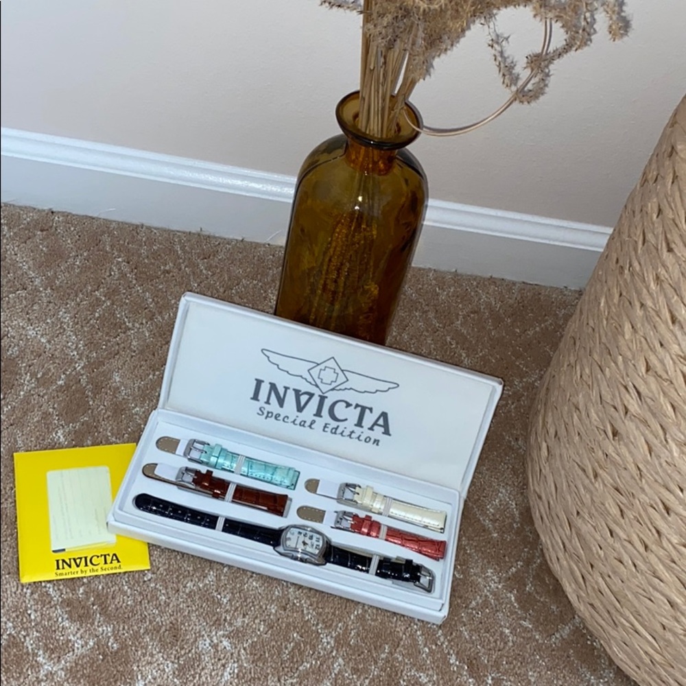 BRAND NEW Invicta Special Edition Watch Set
